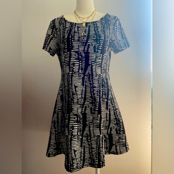 LONG TOP NWOT - Picture 1 of 3